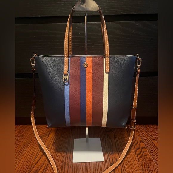 Tory Burch Handbags - Tory Burch Kerrington Crossbody Bag